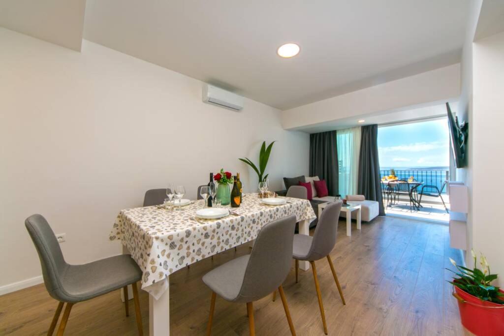 Apartman Macan Brela Exterior foto